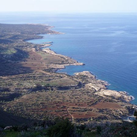 Kipseli Cottage Polis Exteriér fotografie