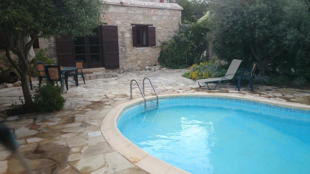 Kipseli Cottage Polis Pokoj fotografie